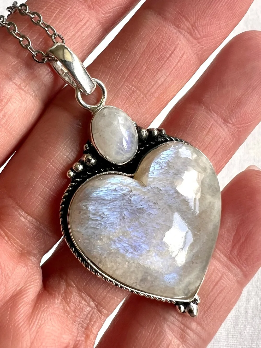 925 WHOA! AMAZING! Peach Moonstone w/ Blue Flash! Heart ❤️ Pendant Necklace